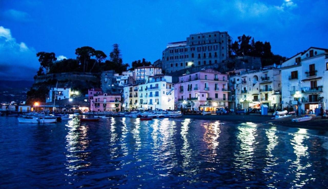 Appartamento Sea View Casa Anna Sorrento Esterno foto