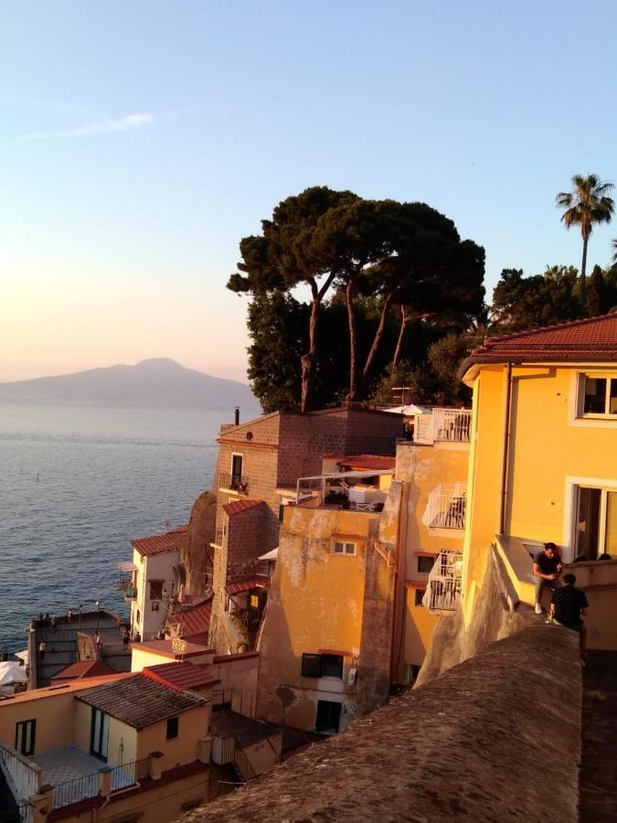 Appartamento Sea View Casa Anna Sorrento Esterno foto